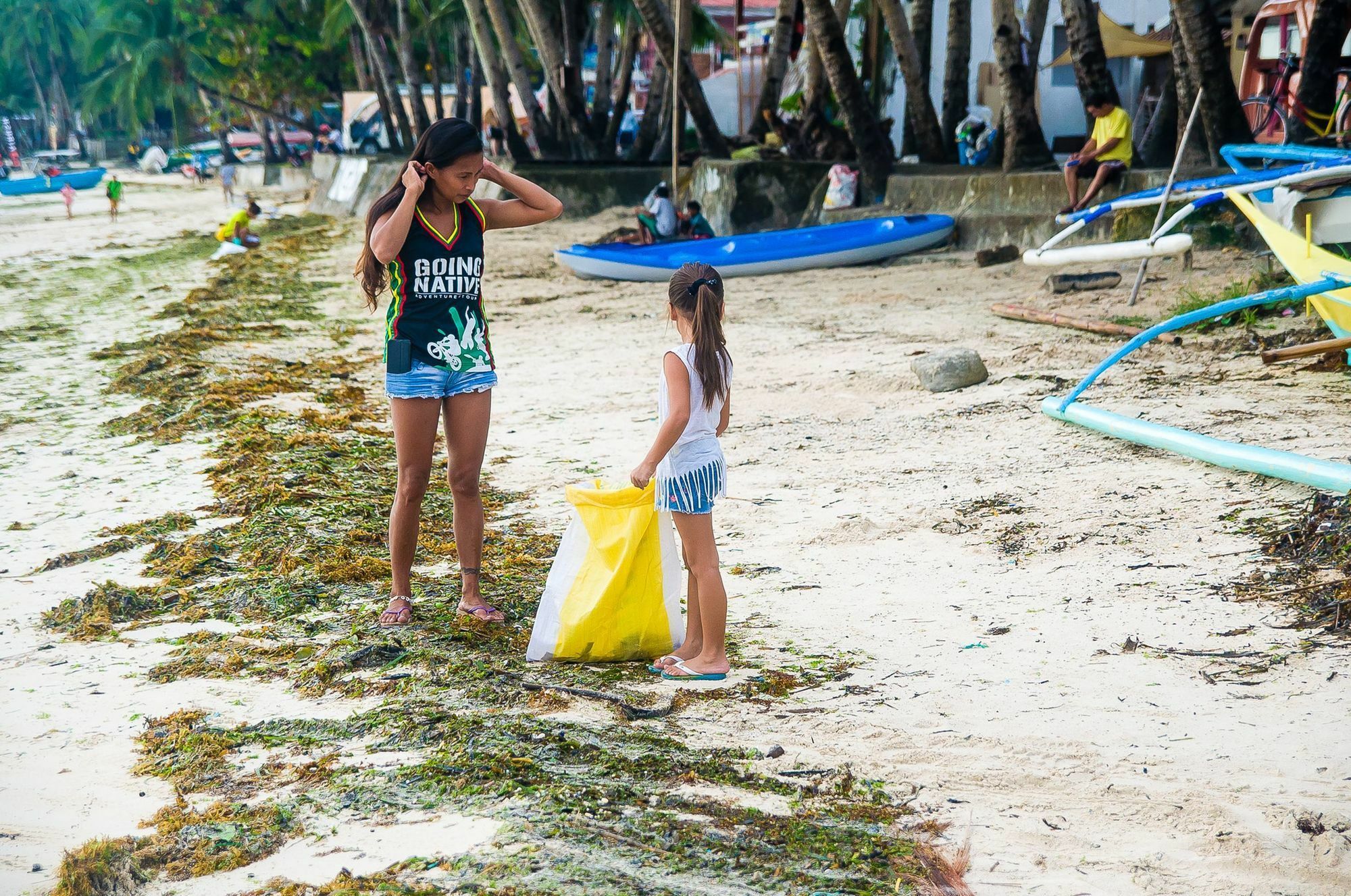 Jeepney Hostel And Kite Resort Balabag  Bagian luar foto