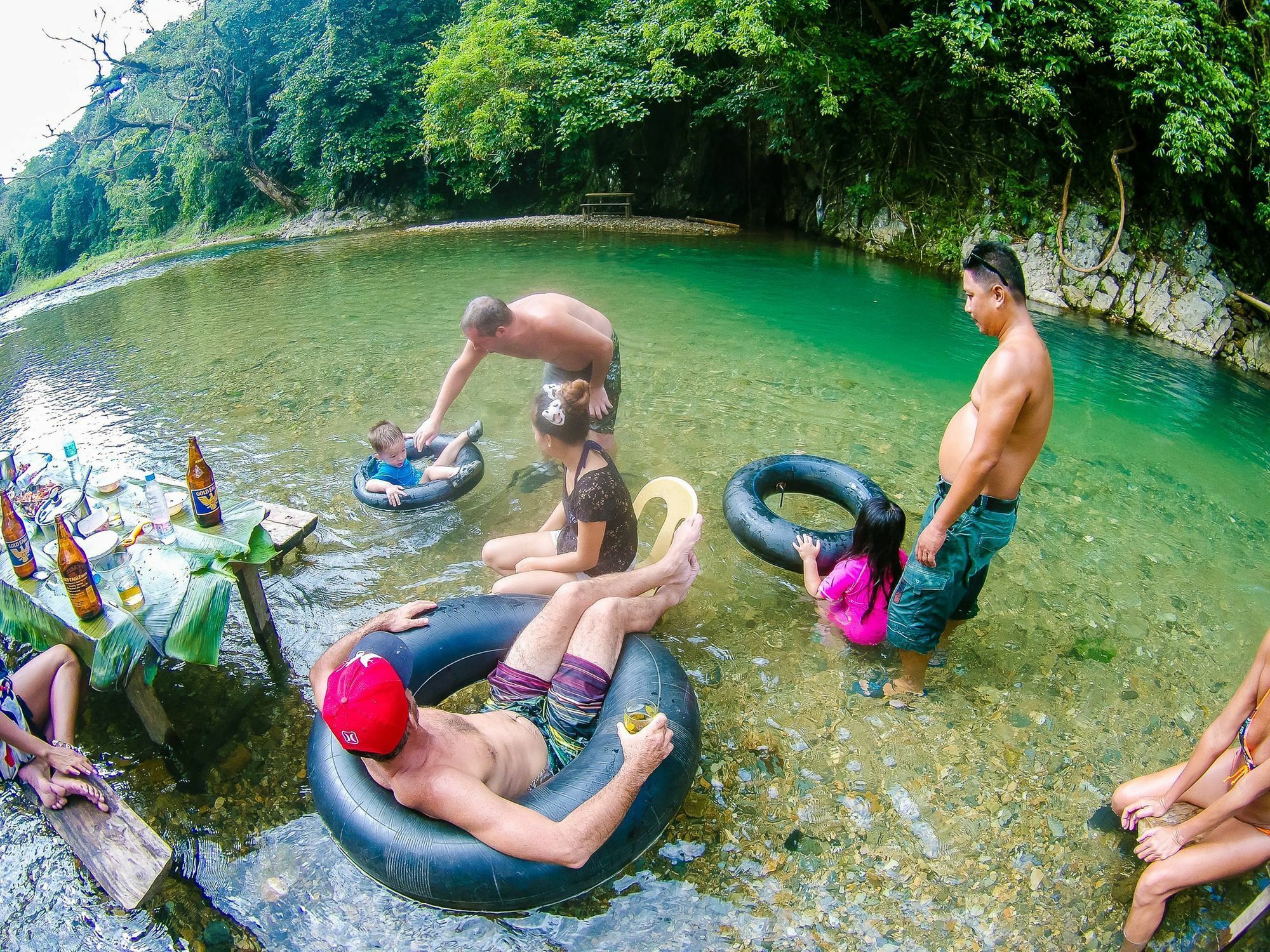 Jeepney Hostel And Kite Resort Balabag  Bagian luar foto